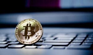 أكثر من 55% من عملة البيتكوين مجهول الملكية.. ماذا يكشف ذلك عن سوق العملات الرقمية؟