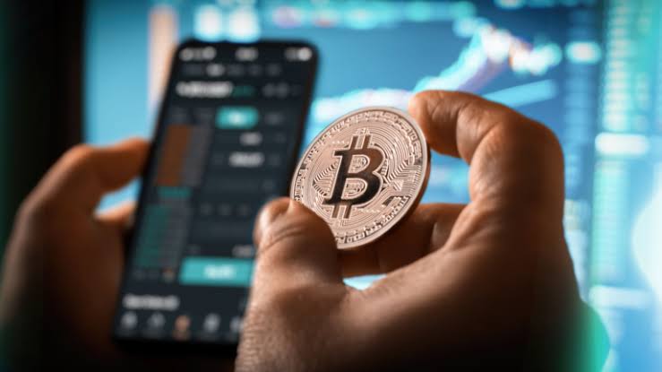 ما الذي يحدد سعر عملة البتكوين | وما هي المخاطر والتحديات؟