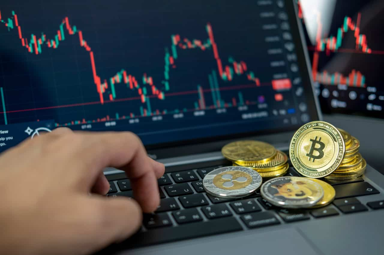 متداول العملات الرقمية يستثمر مبلغ 3200 دولار ويجني 350000 دولار!