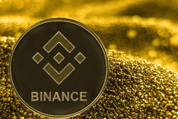 إلغاء العملات المستقرة USDT وFDUSD وDAI من بينانس قريباً!